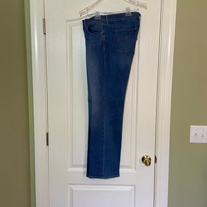 Womens Levi 505 Straight Leg Jeans. Size 16